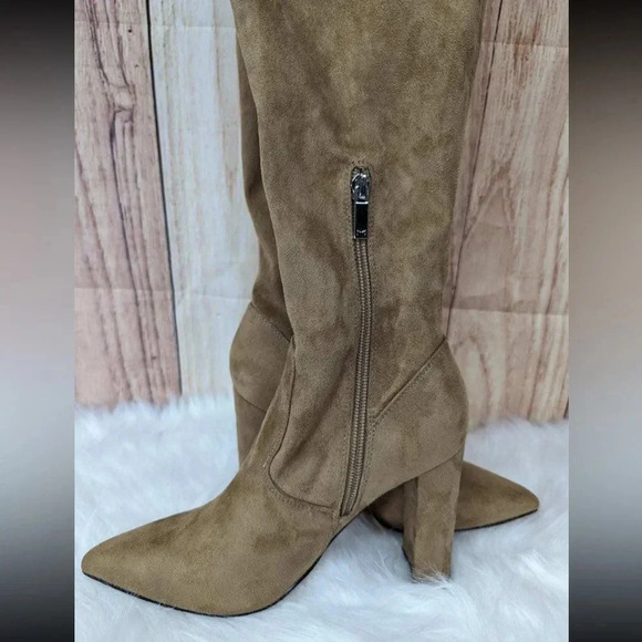 Marc Fisher LTD Uday Block Heel Western Inspired Boots Beige Suede size 6.5 - Picture 4 of 10